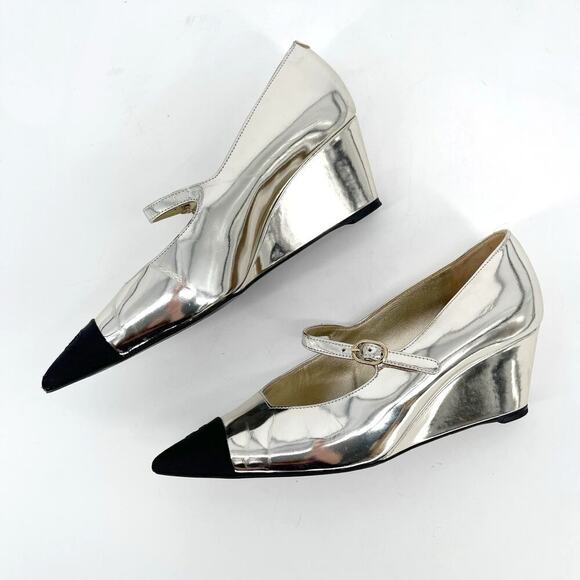 Chanel Laminated Metallic Calfskin Grosgrain Cap Toe CC Pointed Toe Wedge EU 37 - Picture 5 of 15